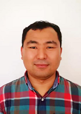 牛健照片.png